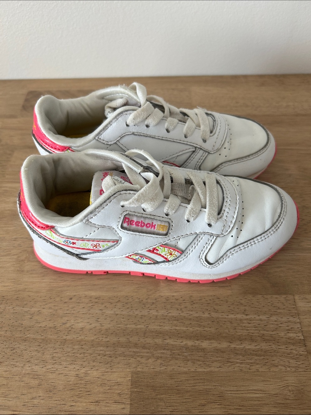 Reebok Girls 11